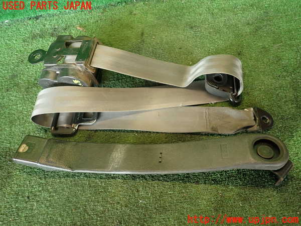 2UPJ-22537045]ランクル70系(BJ74V)運転席シートベルト 中古_m0003.jpg