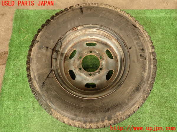 2UPJ-22539028]ランクル70系(BJ74V)タイヤ　ホイール　1本③ 215/80R15 中古_m0003.jpg