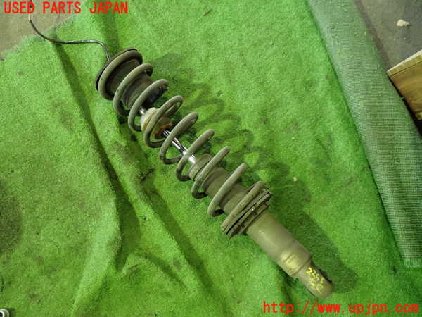 5UPJ-22555045]マセラティ・クーペ(MCP)左リアストラット 中古_m0001.jpg