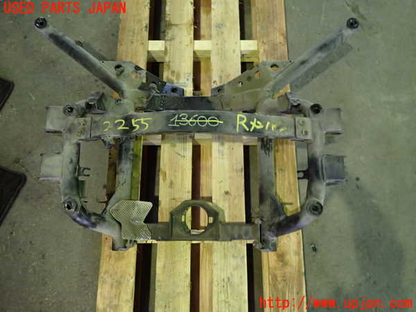 5UPJ-22555295]マセラティ・クーペ(MCP)リアメンバー 中古_m0001.jpg