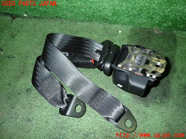 5UPJ-22557185]マセラティ・クーペ(MCP)左2列目シートベルト 中古_m0002.jpg