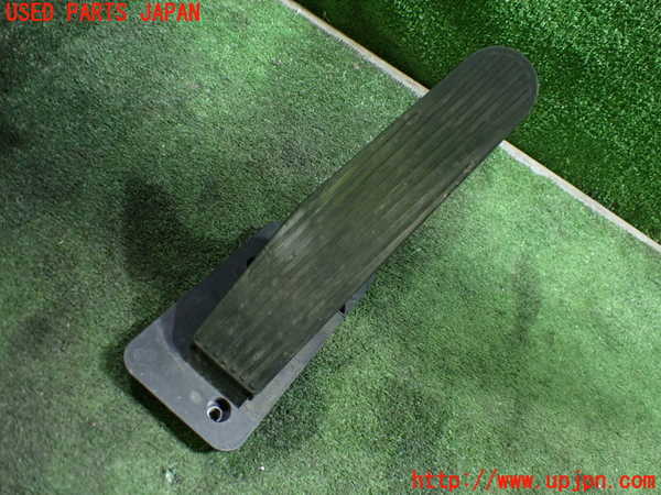 5UPJ-22566381]マセラティ・クアトロポルテ(MQP)センサー1 (アクセルペダル) 中古_m0001.jpg