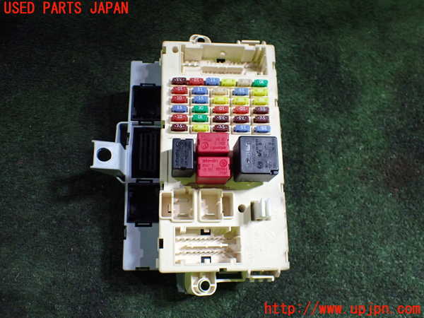 1UPJ-22566742]マセラティ・クアトロポルテ(MQP)ヒューズボックス2 中古_m0001.jpg