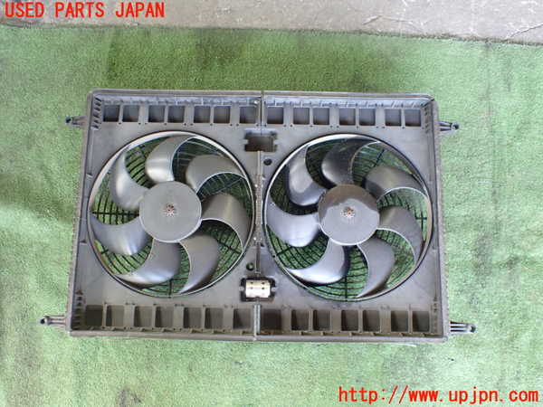 5UPJ-22566836]マセラティ・クアトロポルテ(MQP)電動ファン1 中古_m0001.jpg