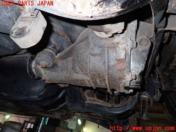 5UPJ-22574355]シルビア(S14)リアデフ 中古_m0002.jpg