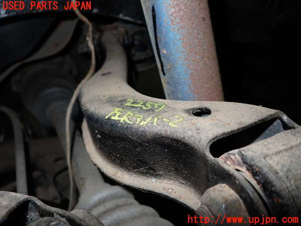 5UPJ-22575157]シルビア(S14)左リアアッパーアーム2 中古_m0001.jpg