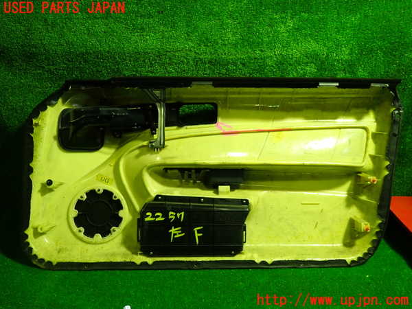 5UPJ-22571264]シルビア(S14)左ドア内張り 中古_m0005.jpg