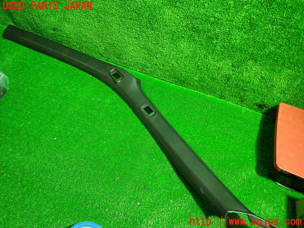 1UPJ-22577660]シルビア(S14)左フロントピラートリム 中古_m0001.jpg