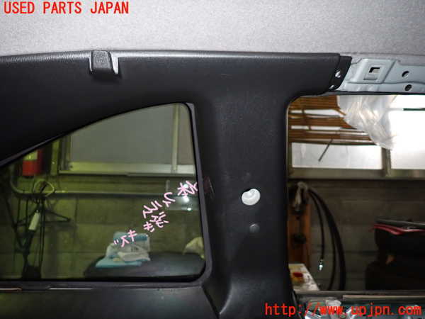 5UPJ-22577680]シルビア(S14)左リアピラートリム 中古_m0002.jpg