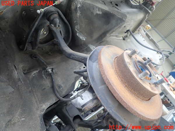 5UPJ-22584290]シビック(EF1)右フロントナックルハブ 中古_m0001.jpg