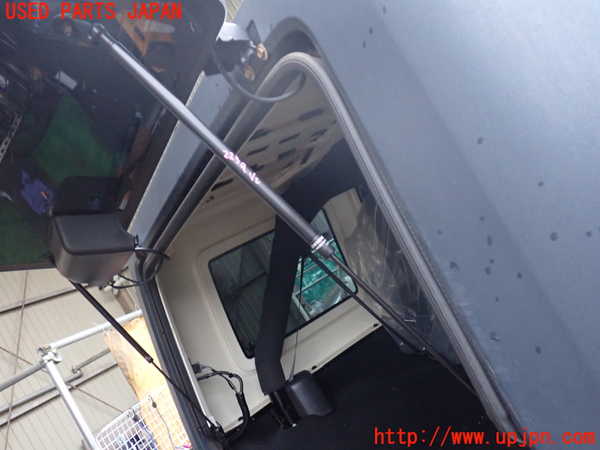5UPJ-22591586]ジープ・ラングラー アンリミテッド(JK38L)バックドアガラスダンパー 中古_m0001.jpg