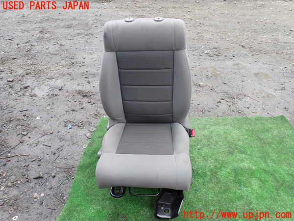 1UPJ-22597035]ジープ・ラングラー アンリミテッド(JK38L)運転席シート 中古_m0001.jpg