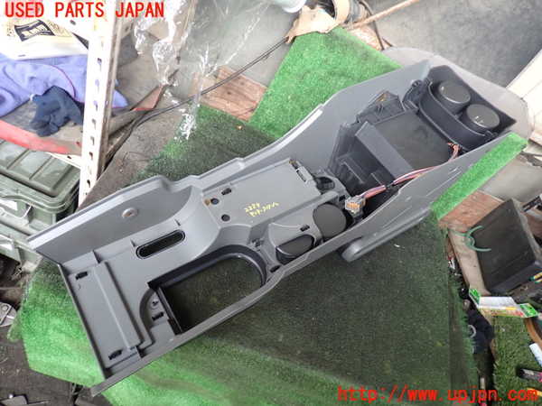 5UPJ-22597540]ジープ・ラングラー アンリミテッド(JK38L)センターコンソール 中古_m0004.jpg