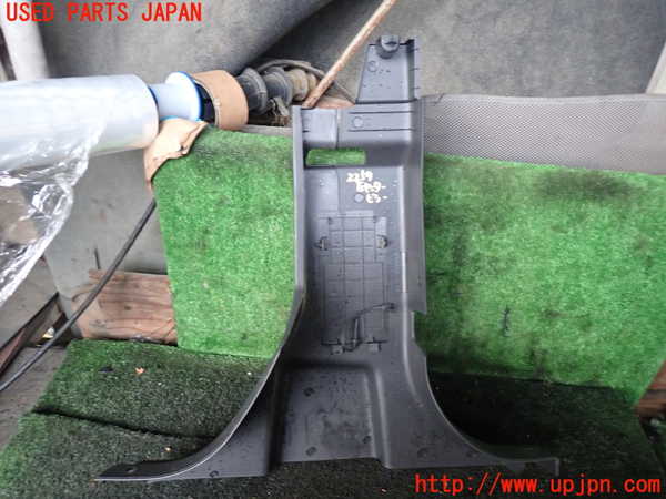 1UPJ-22597670]ジープ・ラングラー アンリミテッド(JK38L)左センターピラートリム 中古_m0002.jpg