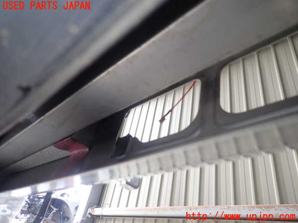 1UPJ-22601614]センチュリー(GZG50)リアバンパーホースメント 中古_m0004.jpg