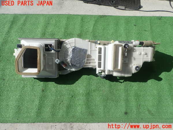 1UPJ-22606082]センチュリー(GZG50)エバポレーター2 (リヤ) 中古_m0001.jpg