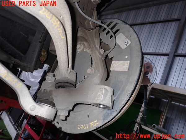 2UPJ-22614295]キャデラック・ATS(A1SL)左フロントナックルハブ 中古_m0001.jpg