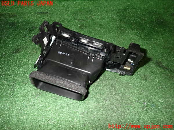 2UPJ-22617528]キャデラック・ATS(A1SL)エアコン吹き出し口3 (左) 中古_m0003.jpg