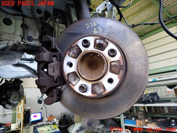 2UPJ-22624290]BMW 320i グランツーリスモ(3X20)(F34)右フロントナックルハブ 中古_m0002.jpg