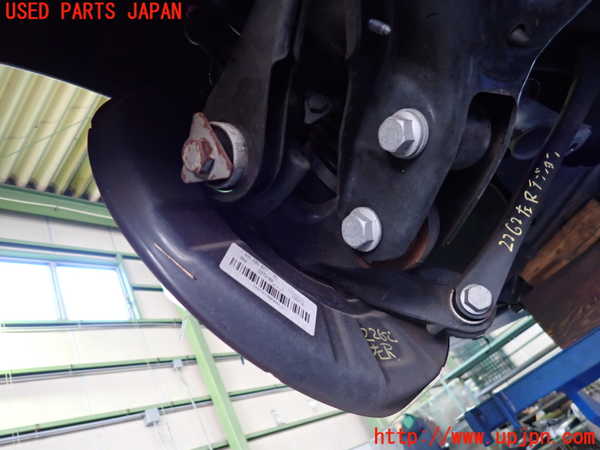 2UPJ-22624305]BMW 320i グランツーリスモ(3X20)(F34)左リアナックルハブ 中古_m0001.jpg
