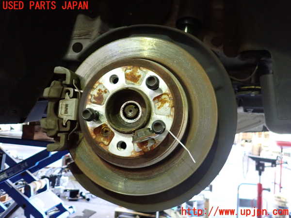 2UPJ-22624305]BMW 320i グランツーリスモ(3X20)(F34)左リアナックルハブ 中古_m0002.jpg