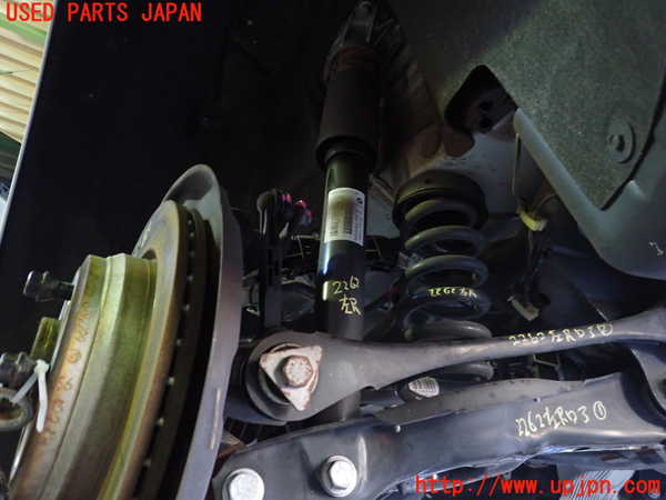 2UPJ-22625075]BMW 320i グランツーリスモ(3X20)(F34)左リアショックアブソーバー 中古_m0001.jpg
