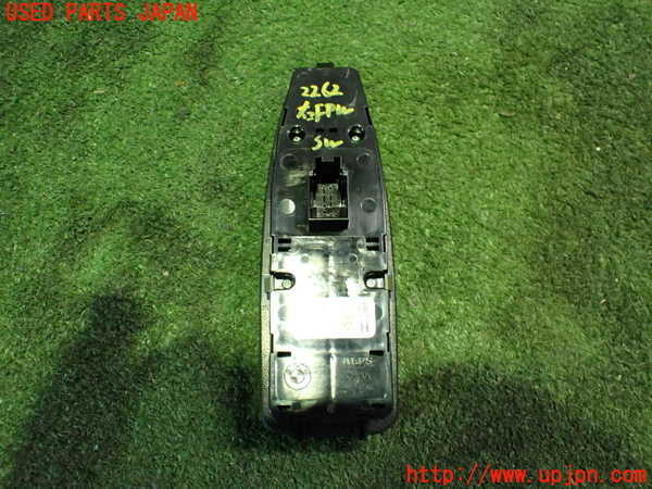 2UPJ-22626240]BMW 320i グランツーリスモ(3X20)(F34)右前パワーウィンドウスイッチ 中古_m0002.jpg