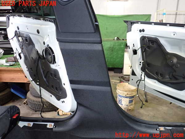 2UPJ-22627670]BMW 320i グランツーリスモ(3X20)(F34)左センターピラートリム 中古_m0003.jpg