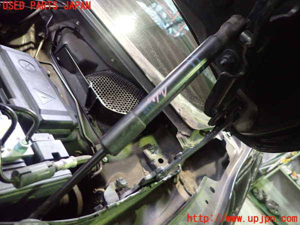 2UPJ-22631068]BMW 320d(3D20)(F30)ボンネットダンパー 中古_m0001.jpg
