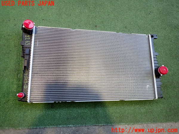 2UPJ-22632321]BMW 320d(3D20)(F30)ラジエーター1 中古_m0001.jpg
