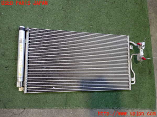5UPJ-22636031]BMW 320d(3D20)(F30)エアコンコンデンサー1 中古_m0001.jpg