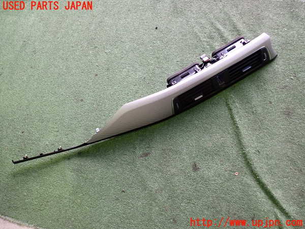 2UPJ-22637526]BMW 320d(3D20)(F30)エアコン吹き出し口1 真中 中古_m0001.jpg