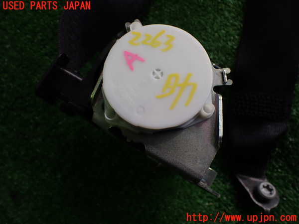 5UPJ-22637075]BMW 320d(3D20)(F30)助手席シートベルト 中古_m0002.jpg