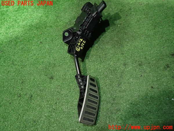 5UPJ-22646382]スイフトスポーツ(ZC33S)センサー2 (アクセル) 中古_m0001.jpg