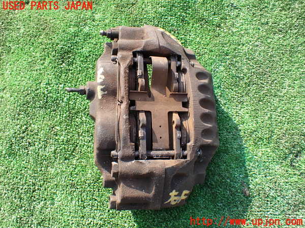 5UPJ-22654080]ランクルプラド(KZJ78W)右フロントキャリパー 中古_m0001.jpg