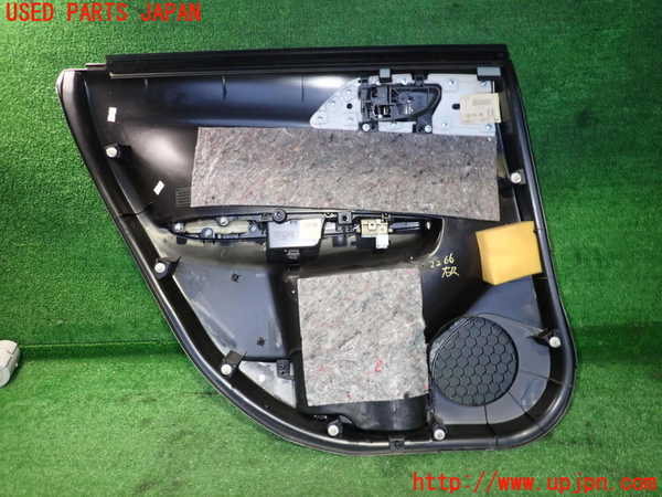 2UPJ-22661294]インプレッサ WRX-STi(GVB)右後ドア内張り 中古_m0003.jpg