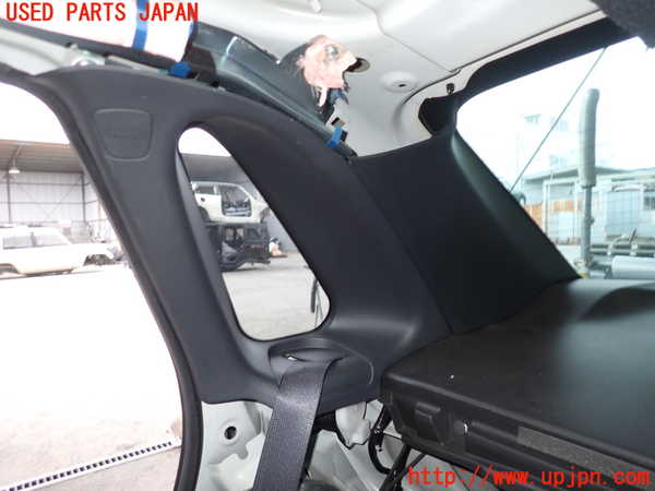 2UPJ-22667675]インプレッサ WRX-STi(GVB)右リアピラートリム 中古_m0001.jpg