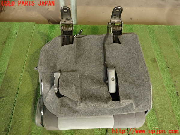 2UPJ-22677145]ランクルプラド(LJ78G)右2列目シート 中古_m0005.jpg