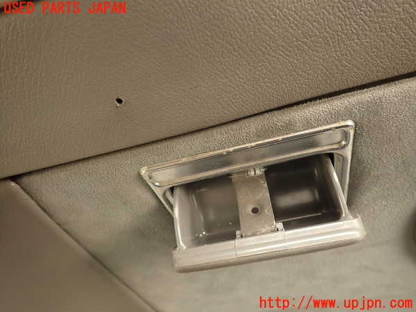 2UPJ-22677675]ランクルプラド(LJ78G)右リアピラートリム 中古_m0003.jpg
