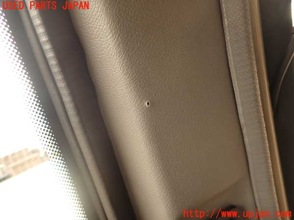 2UPJ-22677675]ランクルプラド(LJ78G)右リアピラートリム 中古_m0005.jpg