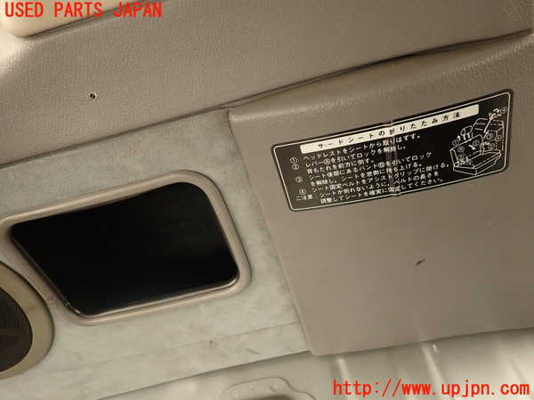 2UPJ-22677680]ランクルプラド(LJ78G)左リアピラートリム 中古_m0003.jpg