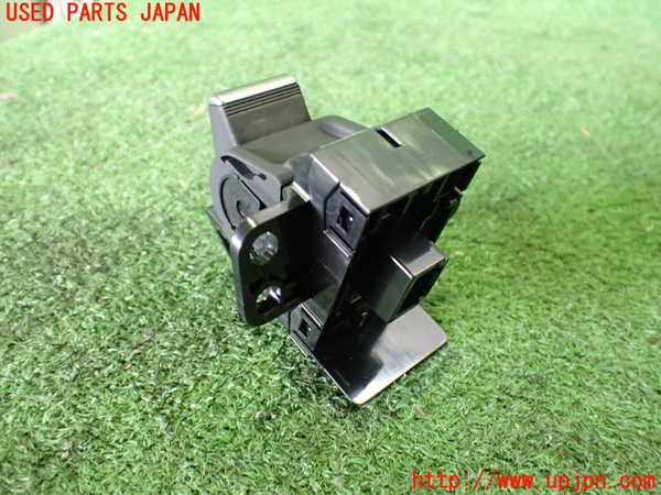 2UPJ-22686313]レクサス・UX250h(MZAH10)スイッチ8 (パーキング) 中古_m0002.jpg