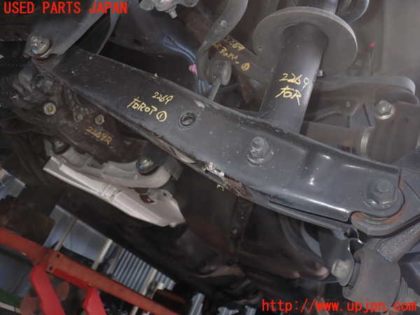 2UPJ-22695200]インプレッサ WRX-STi(GRF)右リアロアアーム1 中古_m0001.jpg