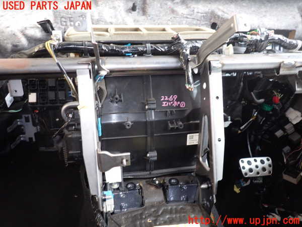 2UPJ-22696081]インプレッサ WRX-STi(GRF)エバポレーター1 中古_m0001.jpg