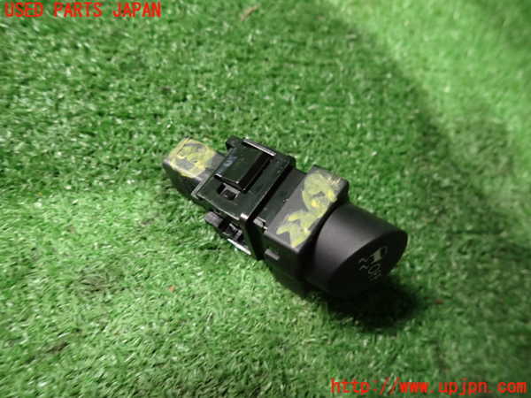 2UPJ-22696308]インプレッサ WRX-STi(GRF)スイッチ3 (横滑り防止装置OFF) 中古_m0002.jpg