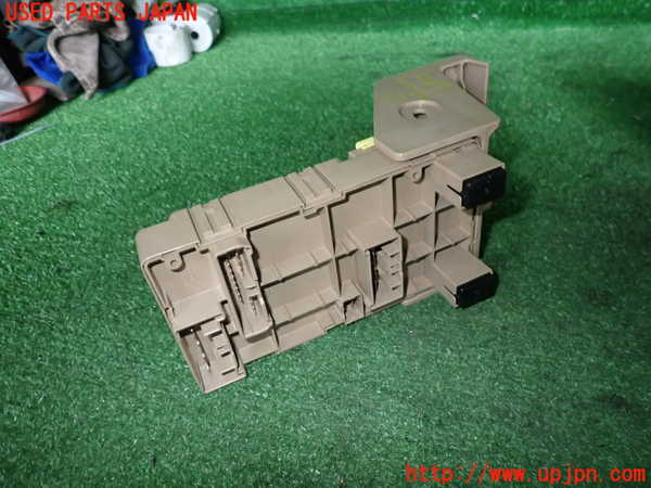 2UPJ-22696742]インプレッサ WRX-STi(GRF)ヒューズボックス2 中古_m0002.jpg