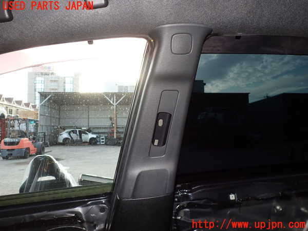 2UPJ-22697665]インプレッサ WRX-STi(GRF)右センターピラートリム 中古_m0002.jpg