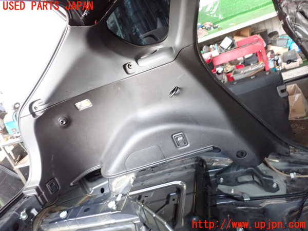 2UPJ-22697680]インプレッサ WRX-STi(GRF)左リアピラートリム 中古_m0003.jpg