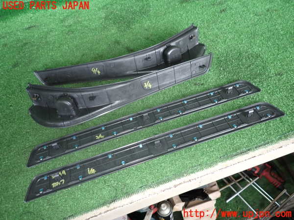 2UPJ-22697740]インプレッサ WRX-STi(GRF)スカッフプレート 中古_m0002.jpg