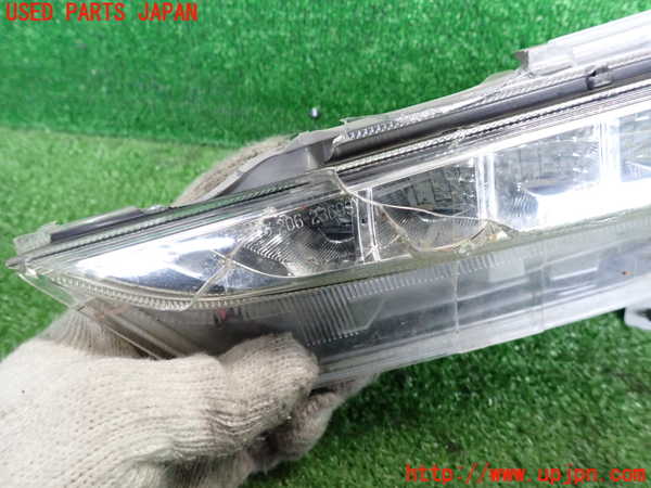 5UPJ-22701182]フェアレディZ(Z34)左フォグ 【ジャンク品】 中古_m0003.jpg